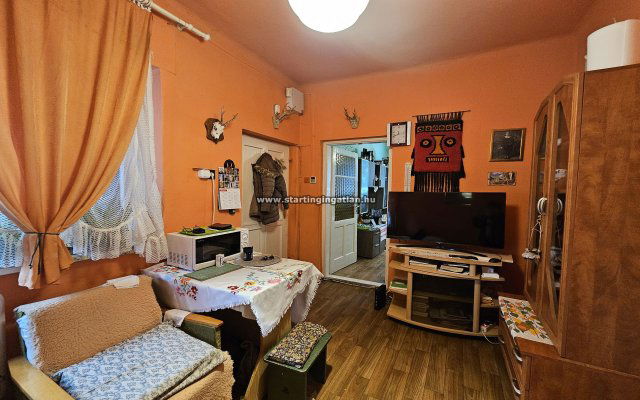 Eladó családi ház, Veresegyházon, Táncsics utcában 65 M Ft