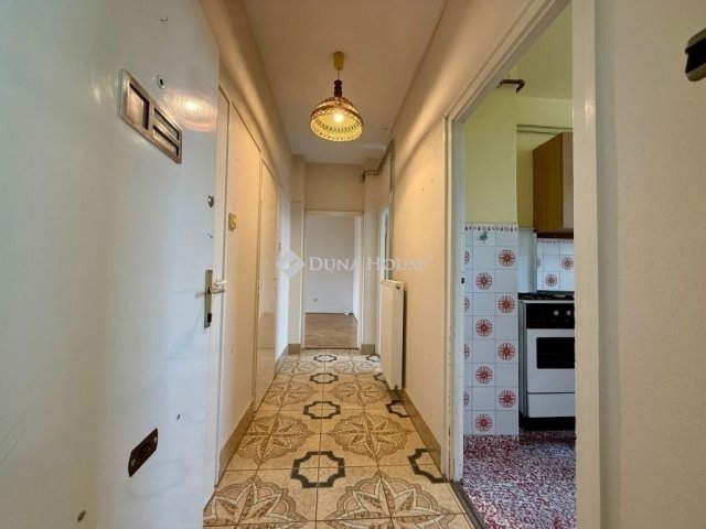 Eladó téglalakás, Budapesten, XX. kerületben 52.5 M Ft, 2 szobás