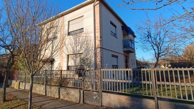 Eladó családi ház, Hajdúnánáson 39 M Ft, 3+1 szobás