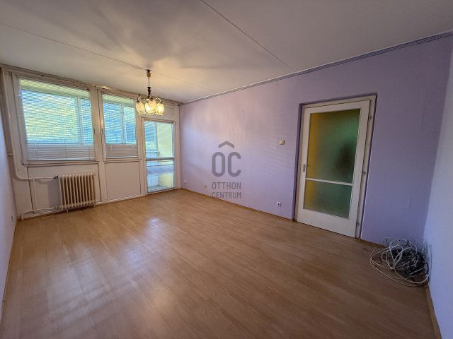 Eladó panellakás, Nyíregyházán 39.9 M Ft, 2 szobás