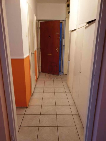 Eladó panellakás, Ajkán 28.49 M Ft, 2 szobás