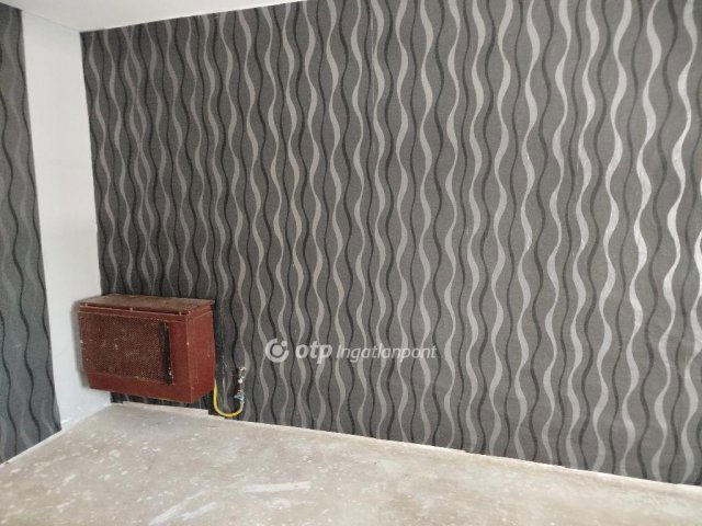 Eladó családi ház, Rádfalván 13.8 M Ft, 2 szobás