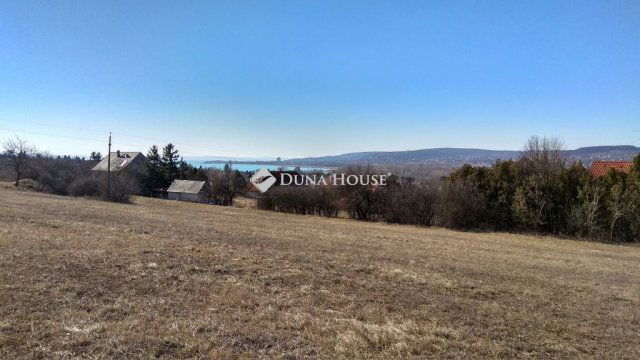 Eladó telek, Balatonfűzfőn 49.9 M Ft / költözzbe.hu