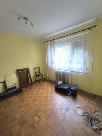 Eladó téglalakás, Szegeden 45 M Ft, 2 szobás