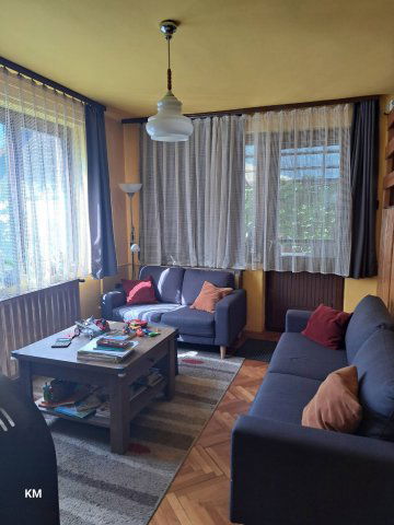 Eladó családi ház, Egerben 89 M Ft, 6 szobás