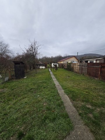 Eladó családi ház, Pomázon 31.5 M Ft, 4 szobás