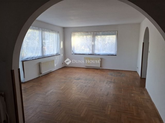 Eladó családi ház, Erdőkertesen 95 M Ft, 4 szobás
