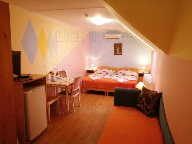 Kiadó téglalakás, albérlet, Siófokon 150 E Ft / hó, 2 szobás