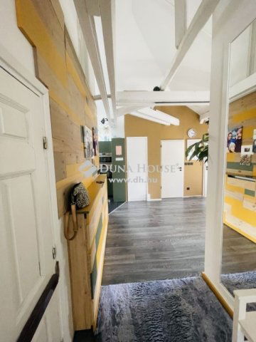 Eladó téglalakás, Budapesten, II. kerületben 160 M Ft, 3 szobás