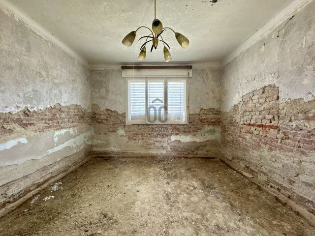 Eladó családi ház, Szepetneken 6.5 M Ft, 3 szobás