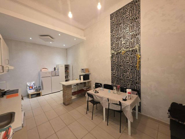 Kiadó téglalakás, albérlet, X. kerületben, Hölgy utcában