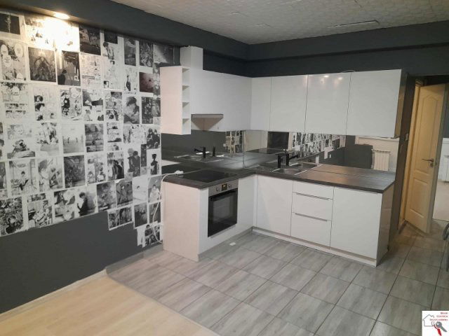 Eladó panellakás, Pécsett 40 M Ft, 2+1 szobás