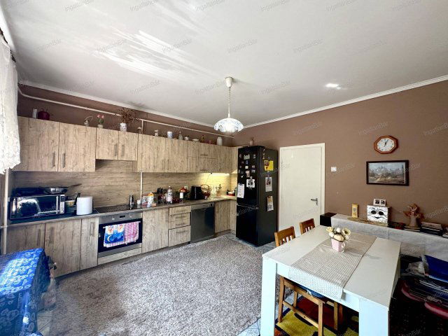 Eladó családi ház, Nyírcsaholyon 21.9 M Ft, 1+3 szobás