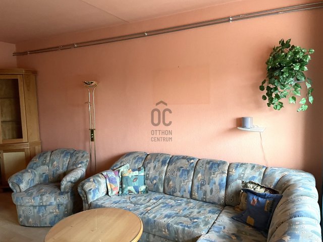 Kiadó panellakás, albérlet, Siófokon 180 E Ft / hó, 2 szobás