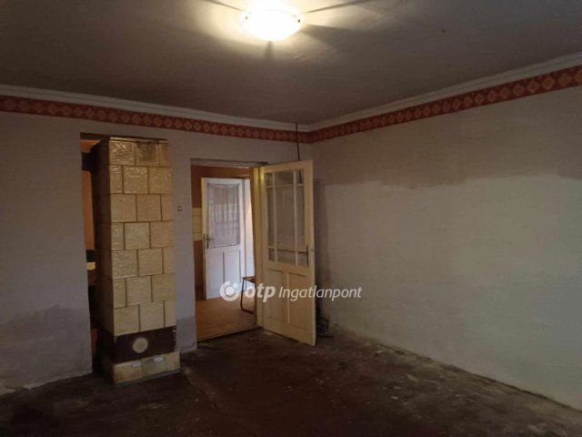 Eladó családi ház, Hajdúböszörményen 19.5 M Ft, 2+1 szobás