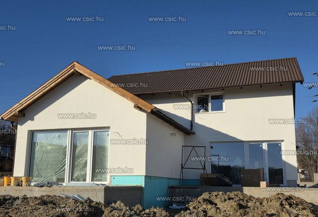 Eladó ikerház, Tahitótfalun 99.9 M Ft, 5 szobás
