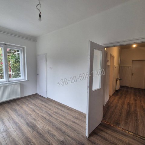 Eladó családi ház, Miskolcon 59.8 M Ft, 2 szobás