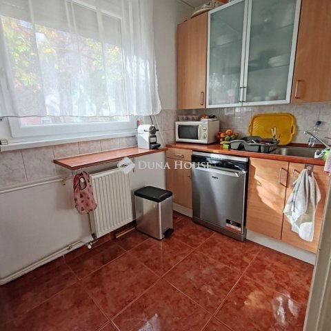 Eladó panellakás, Budapesten, XI. kerületben 73.9 M Ft, 2 szobás