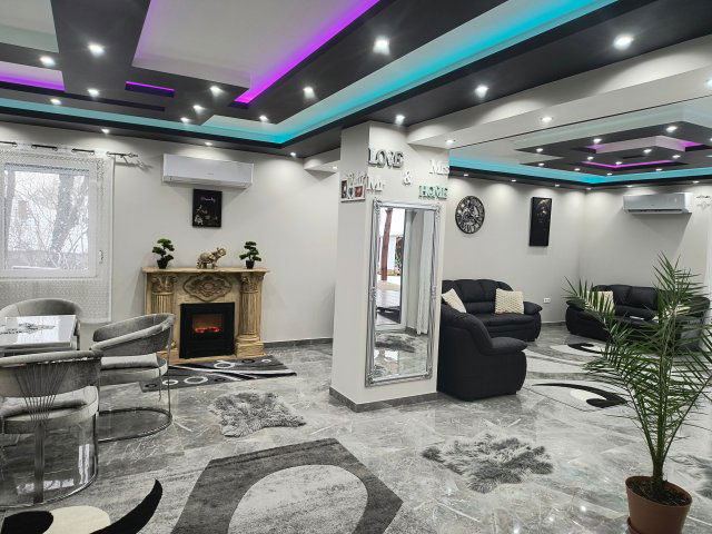 Eladó családi ház, Ercsiben 84.9 M Ft, 3 szobás