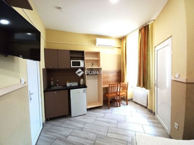 Eladó üzlethelyiség, Debrecenben 75 M Ft, 2 szobás