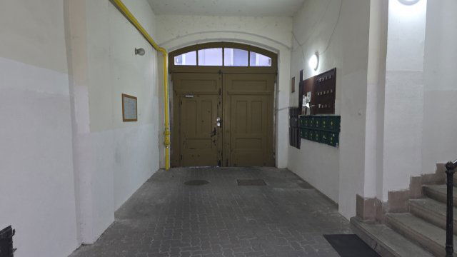 Eladó téglalakás, Székesfehérvárott, Táncsics Mihály utcában