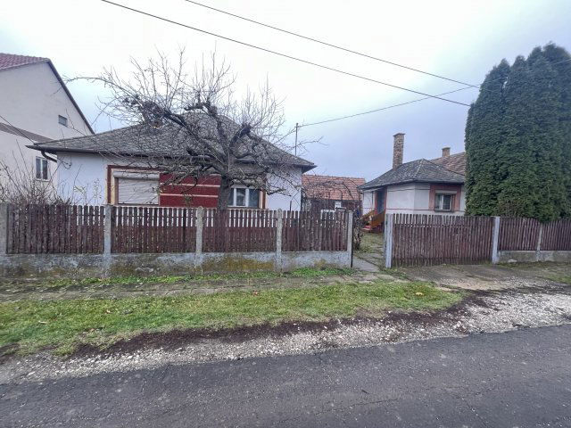 Eladó családi ház, Debrecenben 55 M Ft, 2 szobás