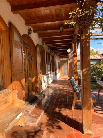 Eladó családi ház, Mogyoródon 165 M Ft, 5 szobás