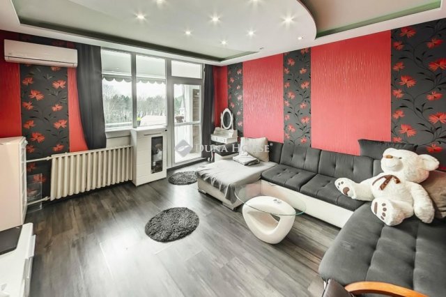 Eladó panellakás, Kecskeméten 45.9 M Ft, 3 szobás