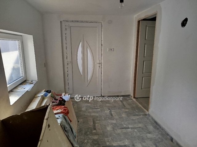 Eladó ikerház, Mohácson 15.9 M Ft, 2 szobás