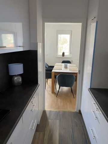 Kiadó téglalakás, albérlet, Balatonalmádiban, Hétvezér utcában