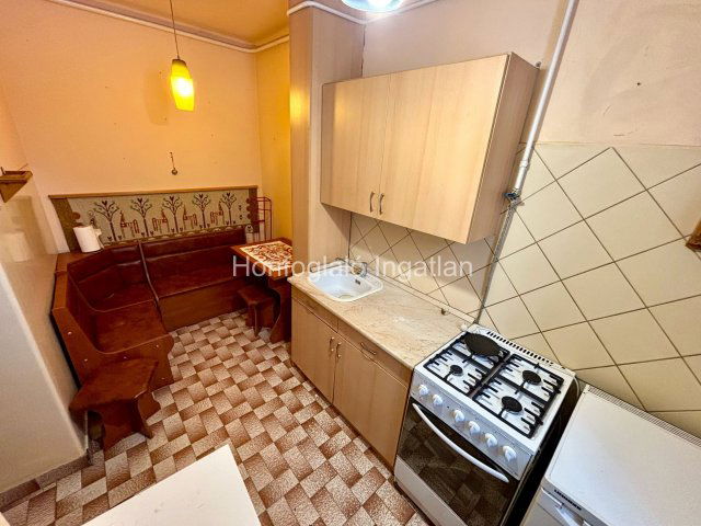 Eladó téglalakás, Nyíregyházán 42.8 M Ft, 2+1 szobás