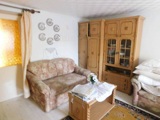 Kiadó téglalakás, albérlet, Balatongyörökön 100 E Ft / hó