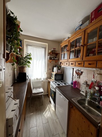 Eladó téglalakás, Veszprémben, Jutasi úton 46.3 M Ft, 2 szobás