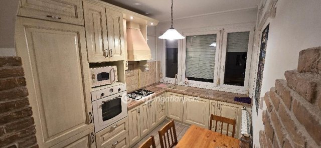 Kiadó panellakás, albérlet, Debrecenben 250 E Ft / hó, 2 szobás