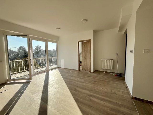 Eladó téglalakás, Budapesten, XIV. kerületben 141 M Ft, 3 szobás