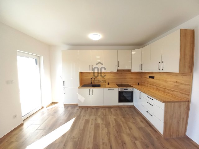 Eladó családi ház, Balmazújvárosban 89.9 M Ft, 4 szobás