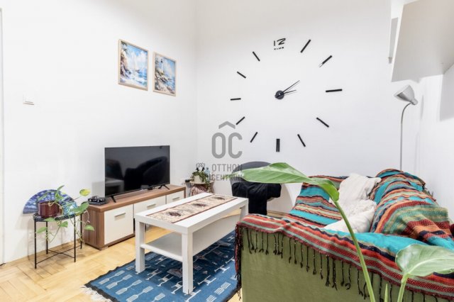 Eladó téglalakás, Budapesten, VII. kerületben 70.9 M Ft