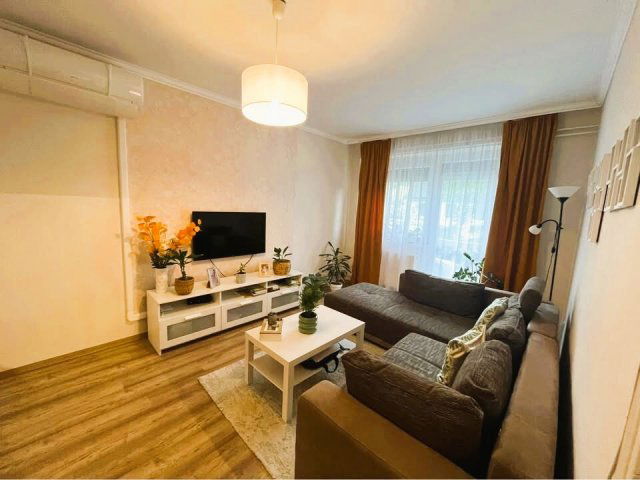 Eladó téglalakás, Nyíregyházán 44.99 M Ft, 1 szobás