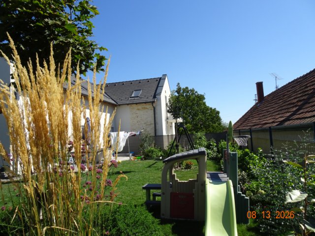 Eladó ikerház, Csopakon 189 M Ft, 6 szobás / költözzbe.hu