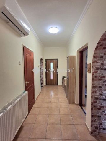 Eladó ikerház, Debrecenben 89.8 M Ft, 3 szobás