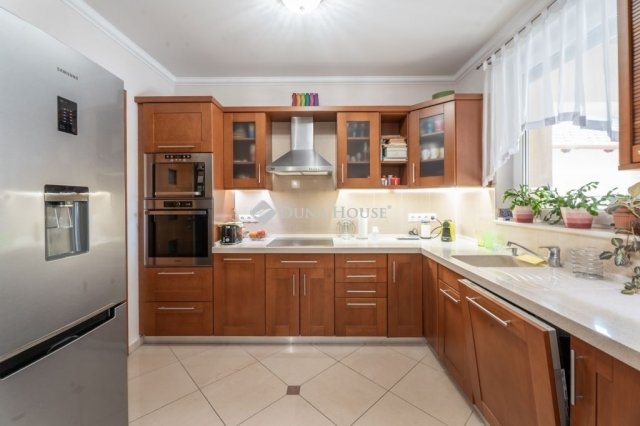 Eladó családi ház, Kecskeméten 194 M Ft, 4 szobás