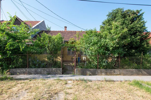 Eladó családi ház, Miskolcon, Futó utcában 29 M Ft, 2 szobás