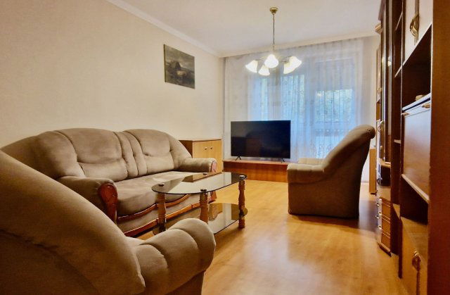 Kiadó panellakás, albérlet, Debrecenben 330 E Ft / hó, 4 szobás