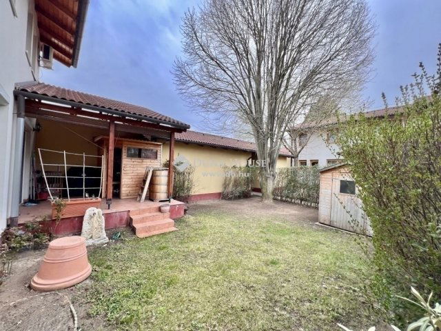 Eladó sorház, Halásztelken 105 M Ft, 4 szobás