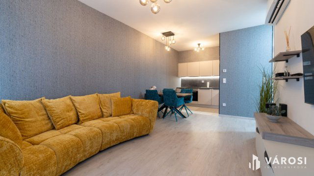 Eladó téglalakás, Balatonszemesen 159.9 M Ft, 3 szobás