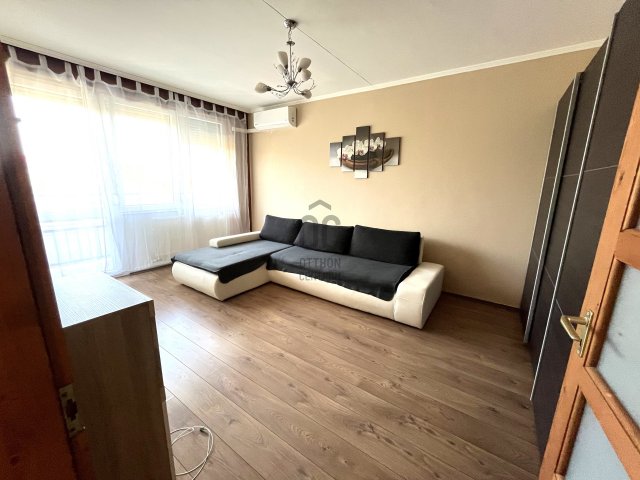 Eladó panellakás, Debrecenben 59 M Ft, 2 szobás