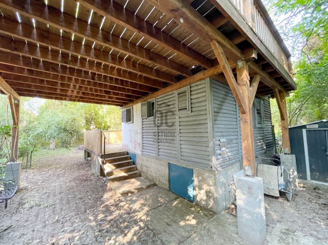 Eladó nyaraló, Szentendrén 41.5 M Ft, 2 szobás