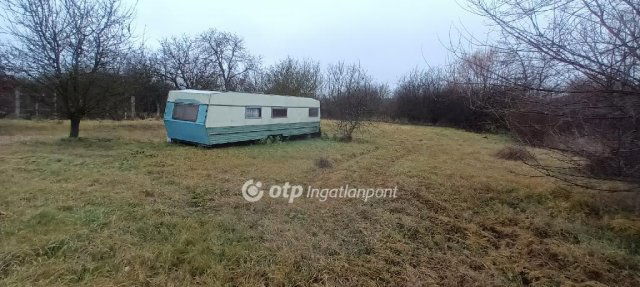 Eladó telek, Baracskán 12 M Ft / költözzbe.hu