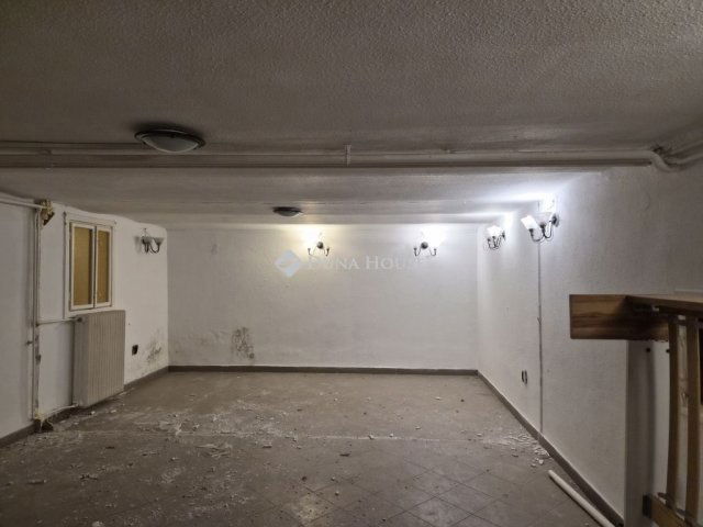 Eladó családi ház, Budapesten, XIV. kerületben 369 M Ft