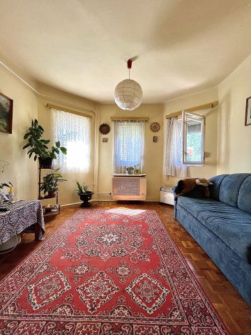 Eladó családi ház, Szirmabesenyőn 58 M Ft, 4+1 szobás